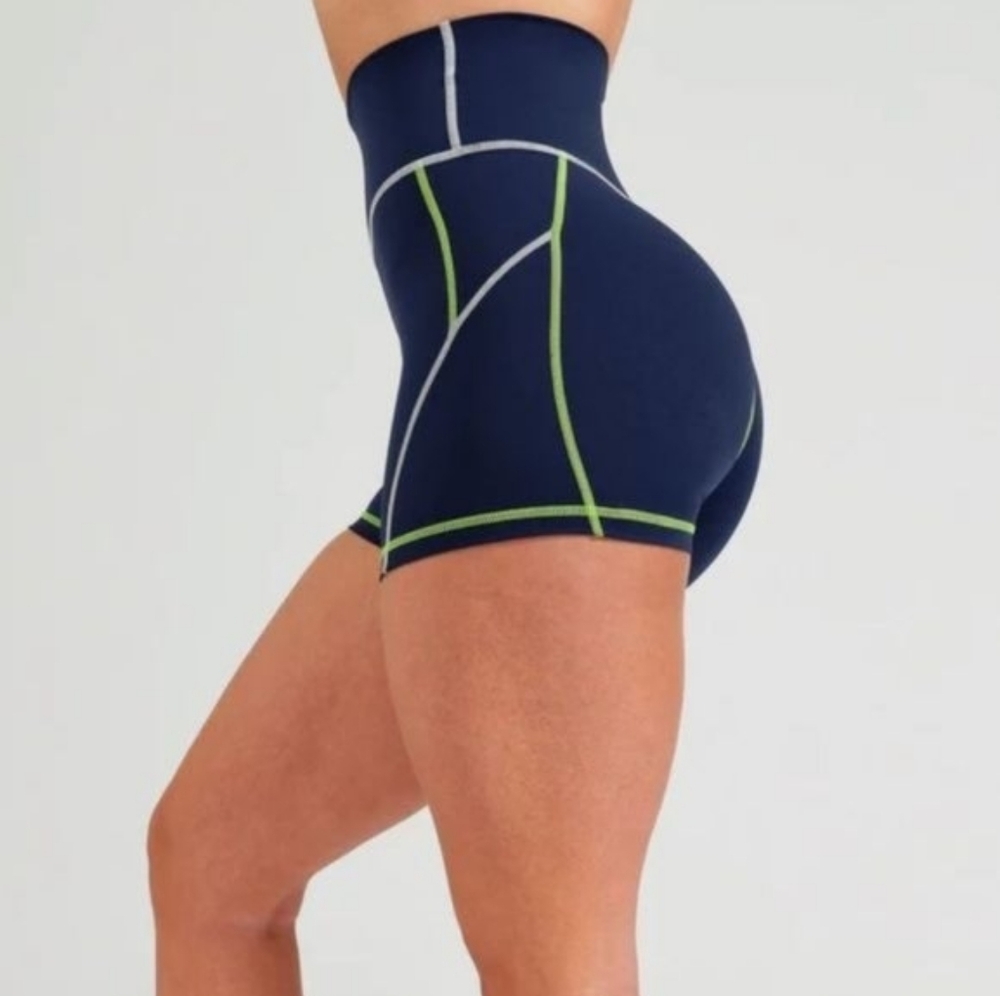 BuffBunny - Wave Shorts